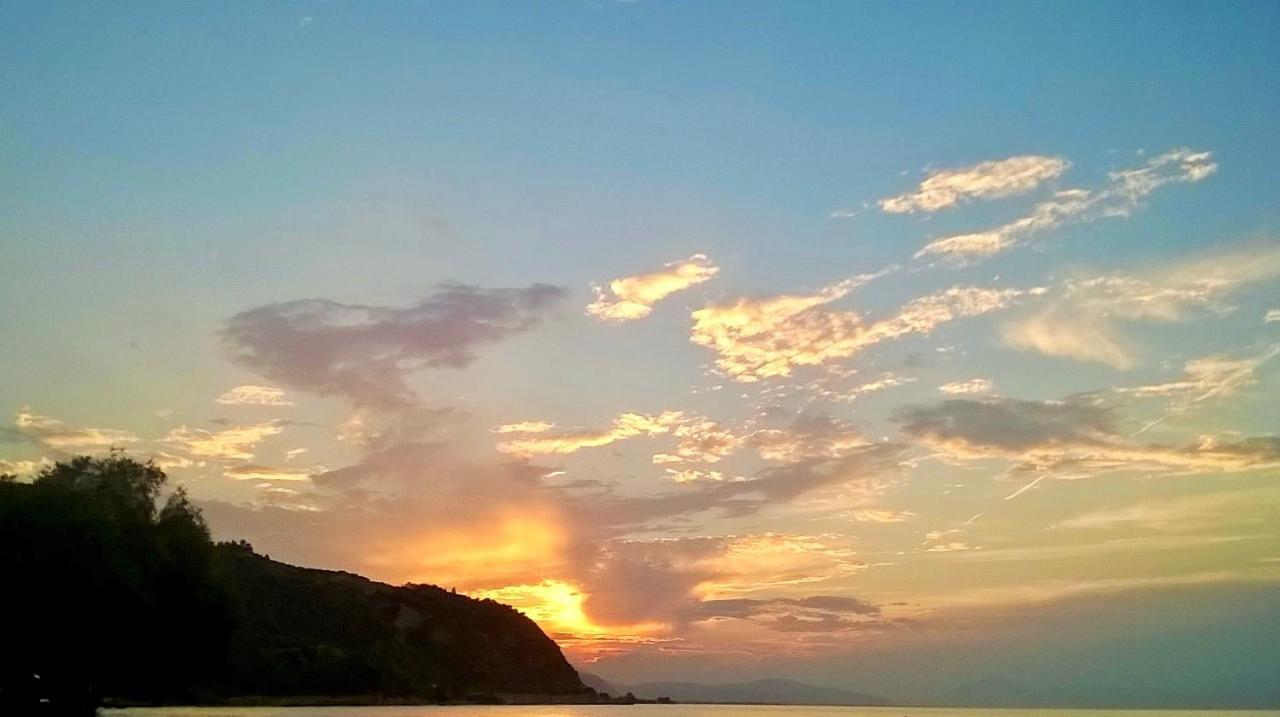 Paralia Platanou Seaview House Buitenkant foto